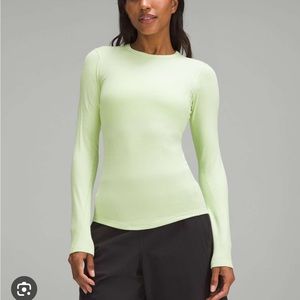 Lululemon Hold Tight long sleeve shirt in Spark Green size 4